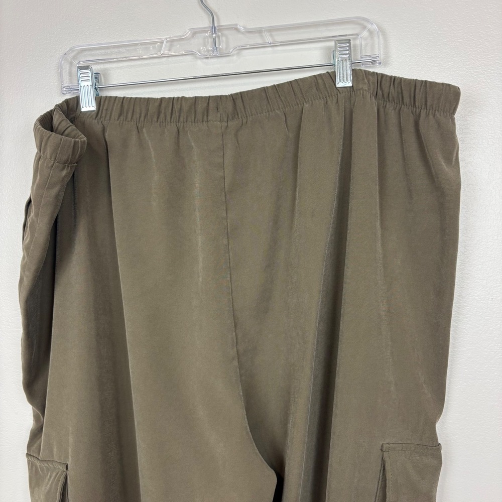 Old Navy Extra High-Waisted Drapey Cargo Super Wide-Leg Pants Sz XXL Olive Green - Picture 14 of 16